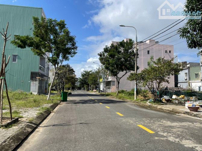 -Lô Đất biển MT SƠN THUỶ ĐÔNG 1 -Sát Minh Mạng + Ngay Bãi tắm Sơn Thuỷ - 1
