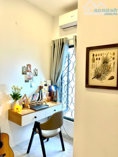 Cho thuê căn hộ 1PN quận 3, ban công, máy giặt riêng, gần sân bay - 1
