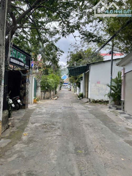 Bán nhà đường Nhà Thờ - Bắc Sơn, cách biển chỉ 400m, chiều ngang 7 mét - 1
