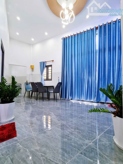BÁN NHÀ TRỆT 2 PHÒNG NGỦ HẺM 286 ĐƯỜNG CÁCH MẠNG THÁNG 8 - 1