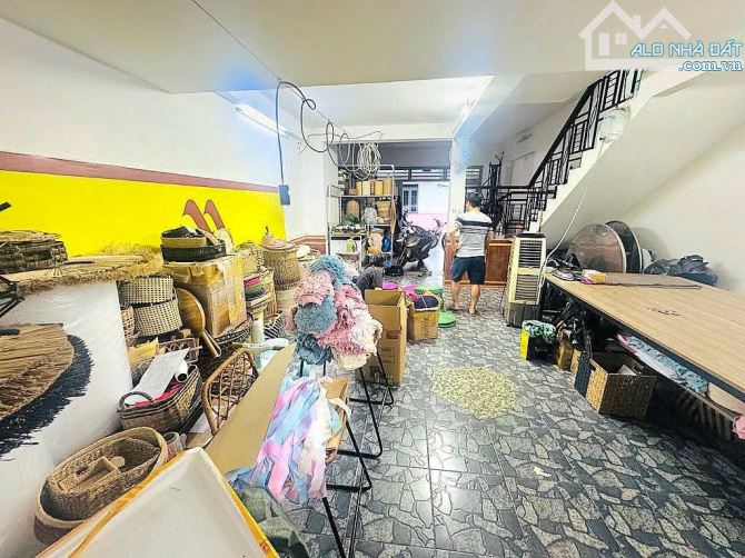 Nhà khu phân lô đồng bộ, góc 2 mặt tiền đường 10m, không lộ giới, 5,5 x 16m,  4 tầng - 1
