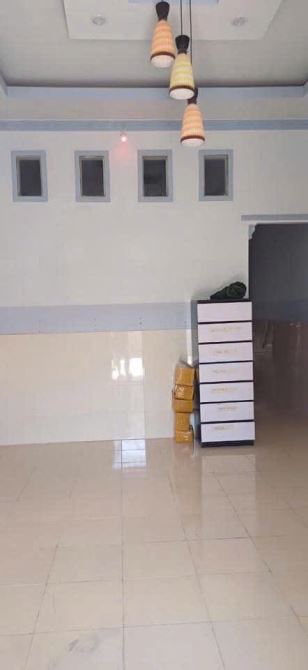 Ngộp tiền cầnn bán nhà tại 1 sẹc Lê Thị Lơ Hóc Môn 60m2 giá 835 triệu sổ hồng riêng - 1