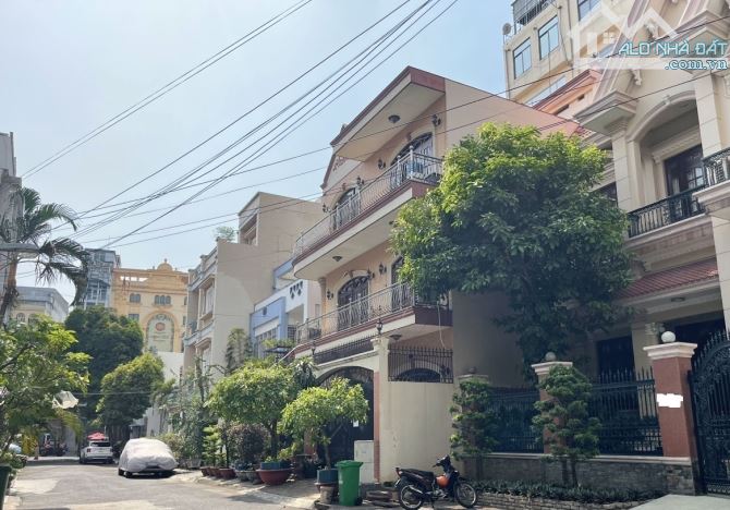 bán biệt thự Phổ Quang P2 Q.TB--DT: 8x23m- 4 tầng- Giá 29 tỷ - 1