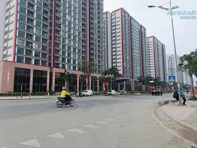 Nhà Long Biên ngõ to như phố, vỉa hè rộng kinh doanh vô đối 46m MT4.4m chỉ nhỉnh 15 tỷ - 1
