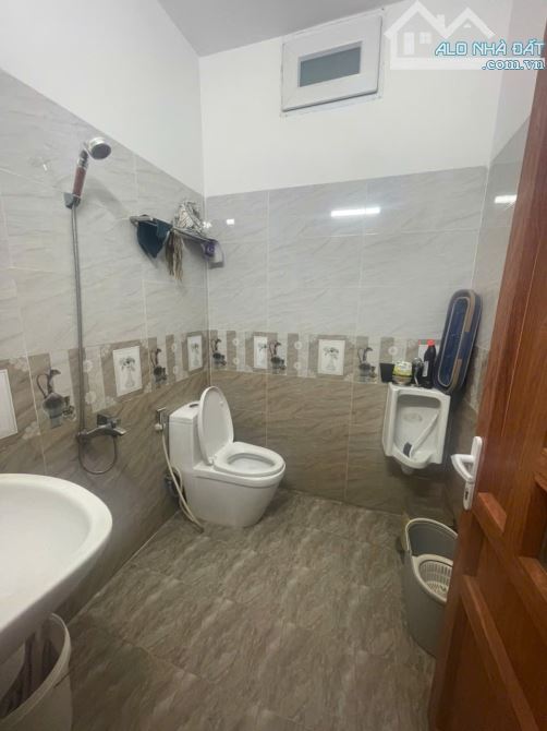 Bán Nhà Mái Thái 1 trệt 2 Lầu, dt 6 x 38m Giá 7,9 tỷ, hẻm Đồng Khởi, Khu Ngã tư Tân Phong - 1