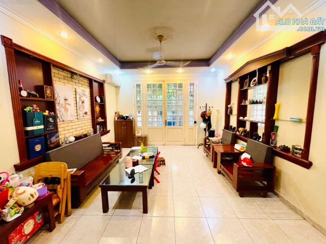 NHÀ LÔ GÓC 3 THOÁNG KIM GIANG - 60M² - ÔTÔ ĐỖ CỬA - AN SINH ĐỈNH, GIÁ 10.5 Tỷ - 1