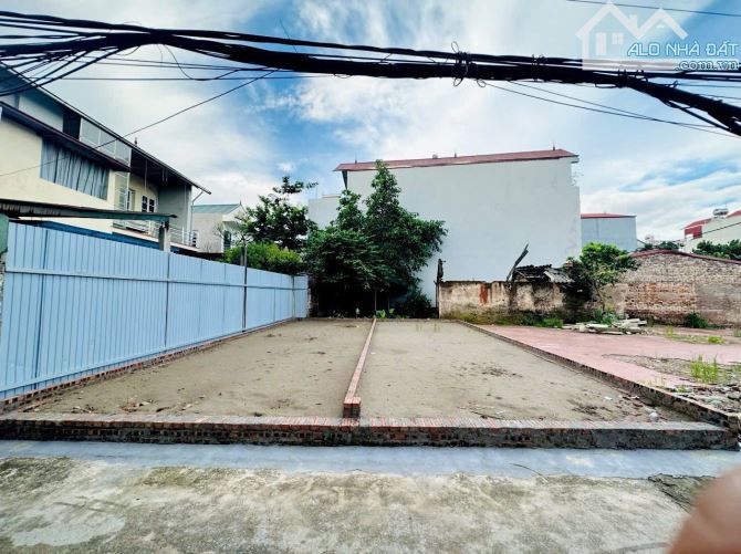 GIA LỘC VIỆT HÙNG 46M NHỈNH 4TỶ 💢Sở hữu vị trí đắc địa, khổ đất vuông vắ - 1