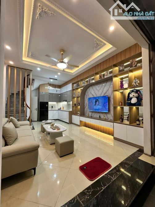 SIÊU PHẨM Ô TÔ ĐỖ CỬA - NHÀ MỚI KÍNH KOONG - AN SINH ĐỈNH CAO - TIỆN ÍCH BẠT  NGÀN  NHÀ - 1
