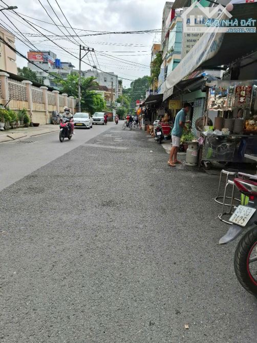 Bán nhà hẻm ô tô  Nguyễn Xí  .DT 125 m2. Giá 17.5 tỷ ,P26 Bình Thạnh - 12