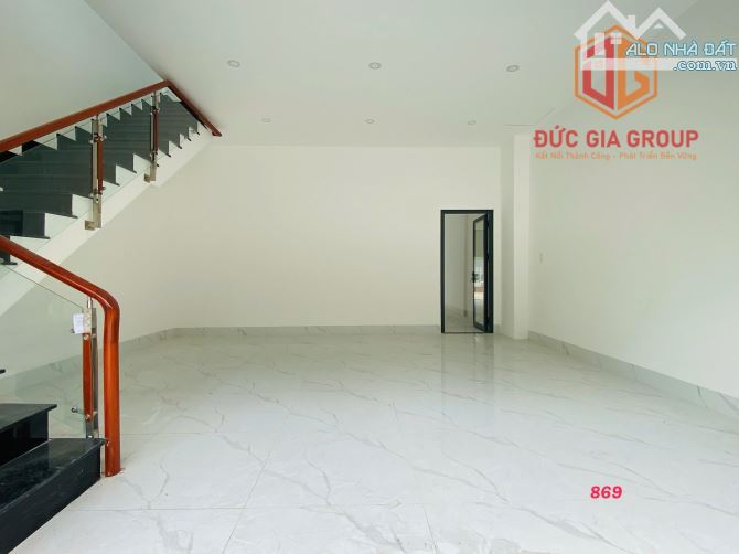 Cho thuê nhà 1 trệt 2 lầu mới 100% trong KDC Bửu Long giá chỉ 15tr/tháng - 13