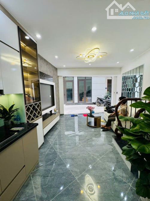 Thanh Xuân – Định Công Thượng - 30m mt4m 5 tầng Ngõ ô tô Chỉ 6,789 tỷ - 17