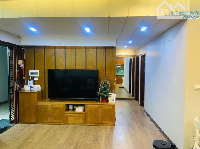 BÁN CĂN HỘ BÁN ĐẢO LINH ĐÀM 81M2- NHỈNH 5 TỶ - 3 NGỦ FULL- NỘI THẤT - Ở NGAY - 2