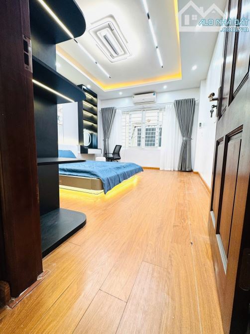 Nhà đẹp ở luôn Đông Ngạc Bắc Từ Liêm. Sổ vuông 31m, 5 tầng MT3m2 Giá 5.1 tỷ - 2