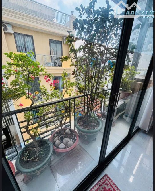 Bán nhà 4 tầng 52m² tại Khuông Việt, Phú Trung – 4PN, 3WC, giá 8.5 tỷ – Sổ hồng riêng, - 2