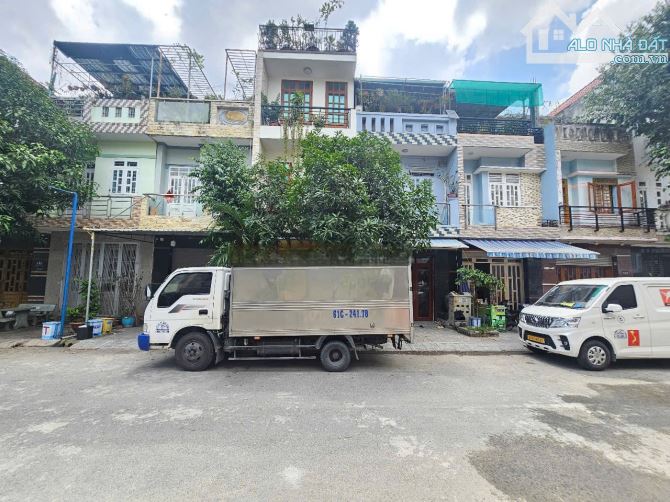 Nhà phố gần Vincom Dĩ An, p Dĩ An, Tp Dĩ An - 2