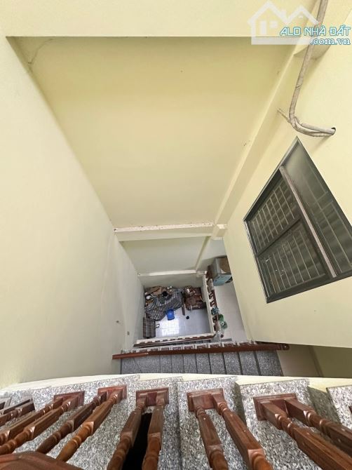 BÁN NHÀ ĐẤU GIÁ MẬU LƯƠNG . VỊ TRÍ ĐẸP NHẤT . NHÀ 5 TẦNG MT 5 M . GIÁ 15,9 TỶ - 2