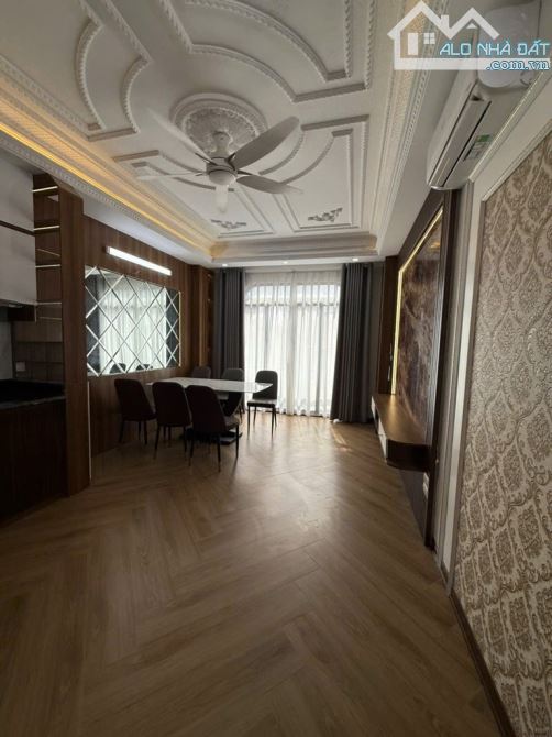 Bán nhà Nguyễn Đức Cảnh, Hoàng Mai - 44m2, 5 tầng, MT 4m - Gần phố Ngõ thẳng tắp - 9.1 tỷ - 2