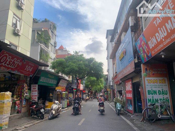 Bán gấp nhà mặt phố Dương Quảng Hàm 104m2, 2 thoáng, vỉa hè kinh doanh, giá 33,8 tỷ. - 2