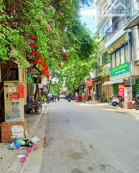 Phố An Dương – Tây Hồ - Ô Tô Tránh = 78 m2 – 3 tầng – Mặt Tiền 7.2 m – giá 17.8 Tỷ. - 2