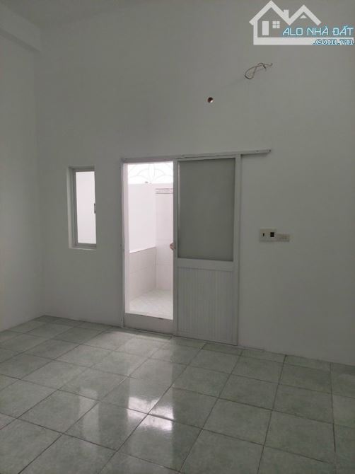 BÁN NHÀ KHU CHỢ VẢI PHÚ THỌ HOÀ, 52M2, 3 TẦNG, 5.9 TỶ TL - 2