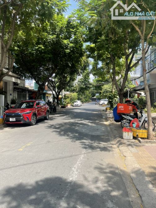 🔥  Bán đất tặng Nhà C4 Ngay GiGaMall Phạm Văn Đông - 2
