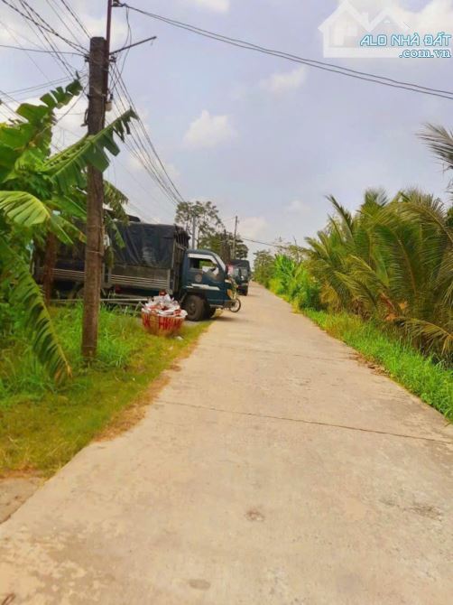 Quá Ngộp, 706m2 đất vườn 15x 37m, KDC Thanh Phú, 420tr - 2