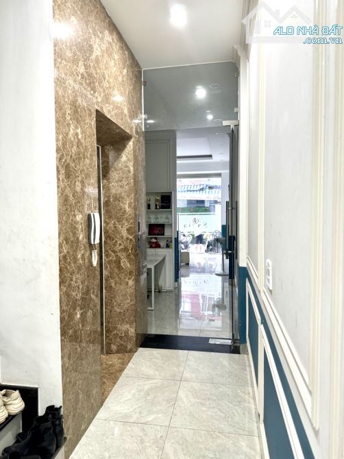 SIÊU PHẨM 5 TẦNG - THANG MÁY - DT 100M - Ở KD - FULL NỘI THẤT - SÁT Q6 - TÊN LỬA - 4 XÃ - 2