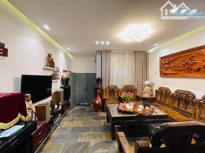 BÁN NHÀ PHÂN LÔ 2 THOÁNG TRẦN QUỐC HOÀN, 57M2 × 4 TÂNG, MT 5M, 21.5 TỶ - 2