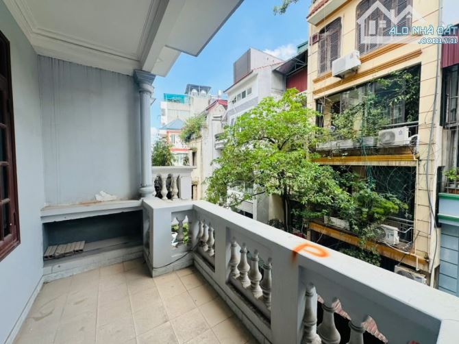 PHÂN LÔ PHÙNG CHÍ KIÊN 56m2 - 17Tỷ NHÌNH, VỈA HÈ Ô TÔ TRÁNH - SỔ VUÔNG VẮN - 1