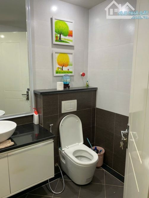 Cho thuê căn hộ Mandarin 3 phòng ngủ full nội thất sang trọng, 172m2, giá 26 tr/tháng - 2