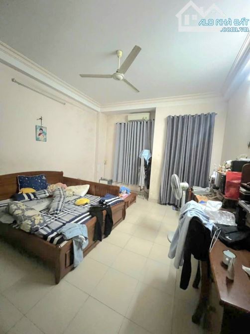 NHÀ GẤP BÁN - HUỲNH VĂN NGHỆ - ĐƯỜNG NHỰA 6M THÔNG - 4,5 X 17M - 3 TẦNG - 3PN - 2