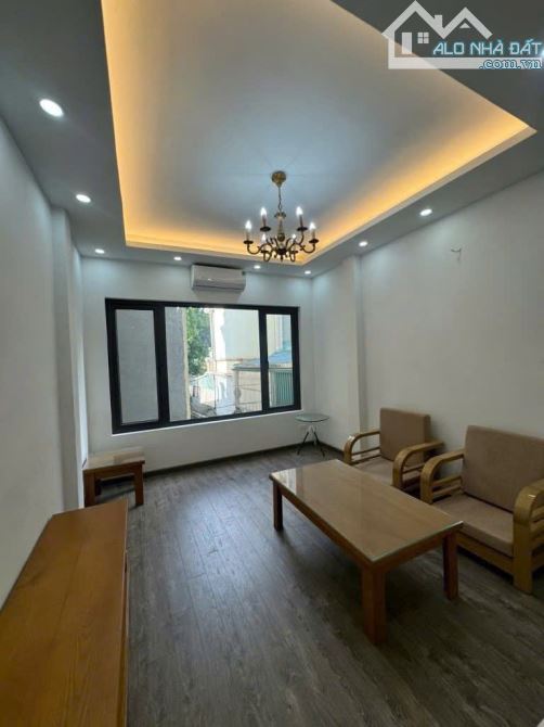 BÁN GẤP NHÀ PHẠM VĂN ĐỒNG - NGÕ Ô TÔ - 38M2, 5 TẦNG, MT 4M - 9.9 TỶ - 2