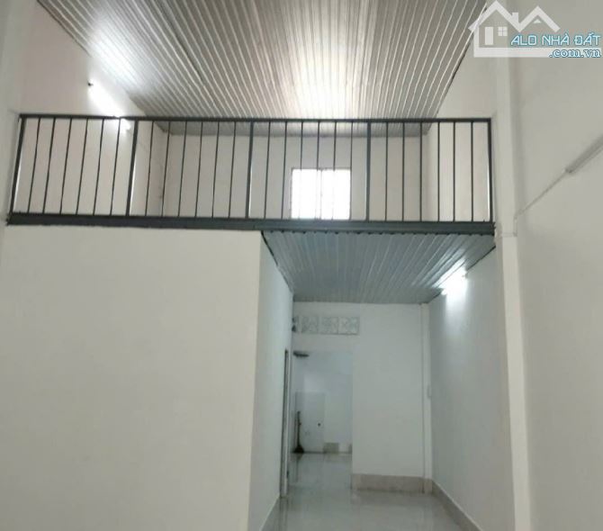 BÁN NHÀ 2/ TRẦN THỊ CỜ, P.THỚI AN, Q12. 4.3x16m, trệt , gác, 68m2, chỉ 3ty888 - 2