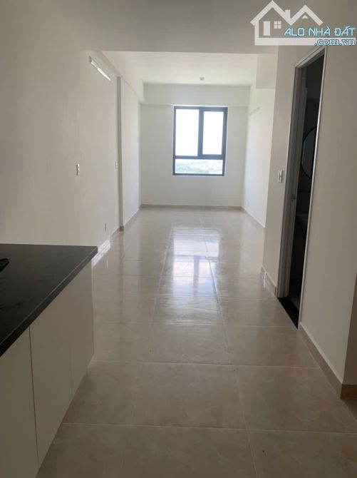 Bán gấp chung cư Marina 72m2 2PN-2WC gần sát HCM di chuyển thuận tiện - 2