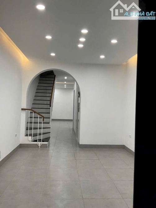 Khu phân lô quân đội, trung đoàn 664 Ngọc Hồi, thang máy - 2