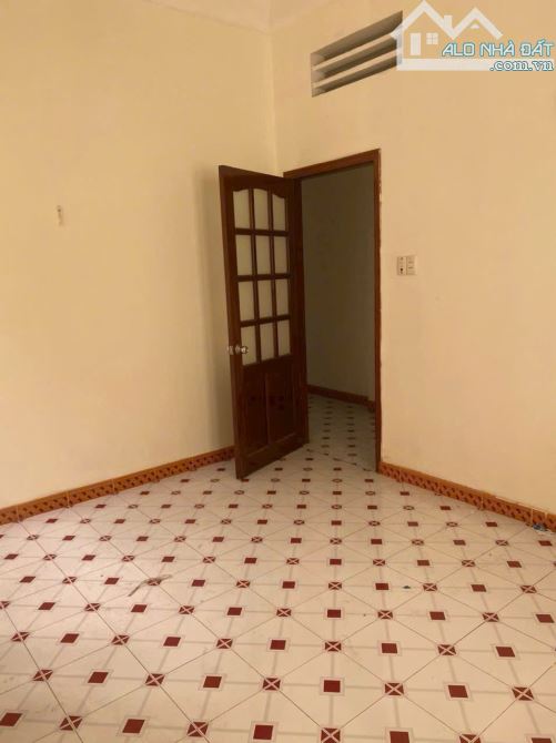 Bán nhà mặt chợ Cây Xoài đường Lê Văn Thịnh Quận 2 cũ (127m2) 21 tỷ - 2