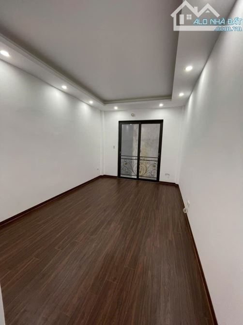 Bán nhà tổ 1 Cổ Bản, Đồng Mai, Hà Đông 33m2, 4 tầng, thiết kế tầng 2 phòng ngủ, tổng 4 PN - 2