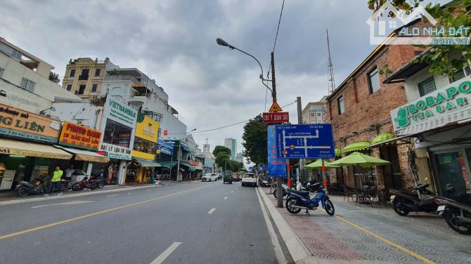 BÁN NHÀ 2 TẦNG MẶT TIỀN NGUYỄN THỊ MINH KHAI, Q.1 GIÁ 11 TỶ TL - 2