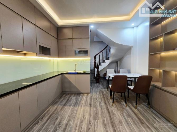 Bán nhà Văn Tiến Dũng- Bắc Từ Liêm, Ô tô- KD- 49m2 5T. Giá 5.2 tỷ - 2