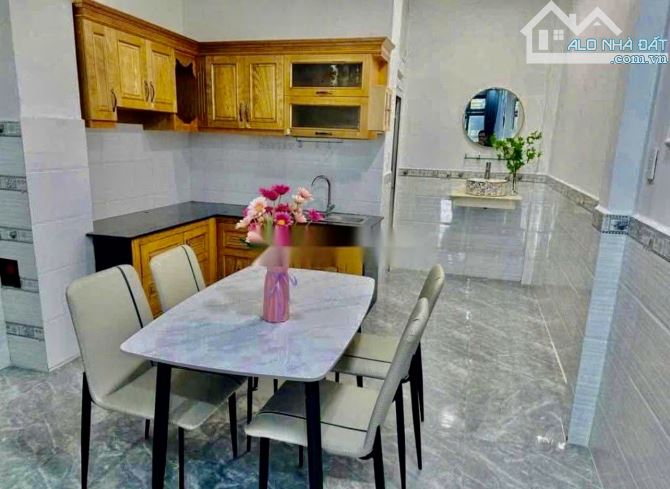 Quận #Hai_Bà_Trưng, trước nhà rộng 4m, ngõ thông, kinh doanh, 38m2, nh.ỉnh 6 tỷ - 2