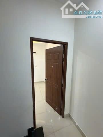 Nhà mới ở ngay sát bến xe miền tây, đối diện khu tên lửa 40m2 3 lầu 5.1 tỷ - 3