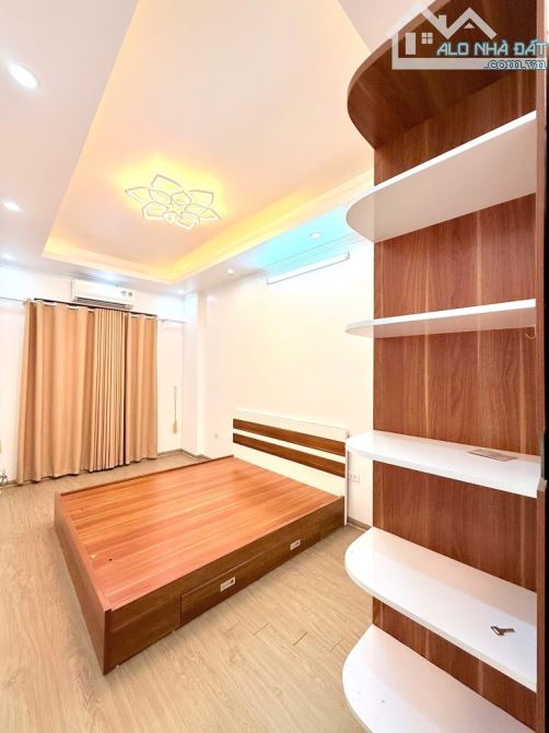 NHÀ PHỐ CỔ NHUẾ. 5 TẦNG. 35M. 6,5 TỶ. NGÕ XE SH TRÁNH.FULL NỘI THẤT. Ở SƯỚNG. QUÁ HIẾM. - 3