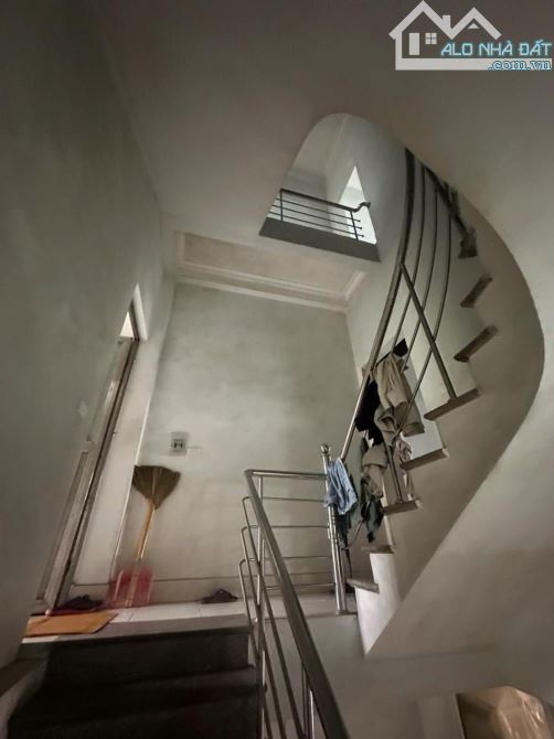 Mặt phố Đông Ngạc Bắc Từ Liêm. Sổ vuông 46m, 3 tầng MT4m Giá 10 tỷ Ô tô đỗ cửa ngày đêm - 3