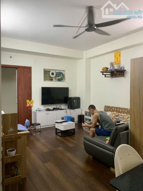 Bán gấp chung cư Hoàng Dương, 83 Ngọc Hồi, Hoàng Mai, 72m, 2pn, 2wc, 3.35tỷ - 3