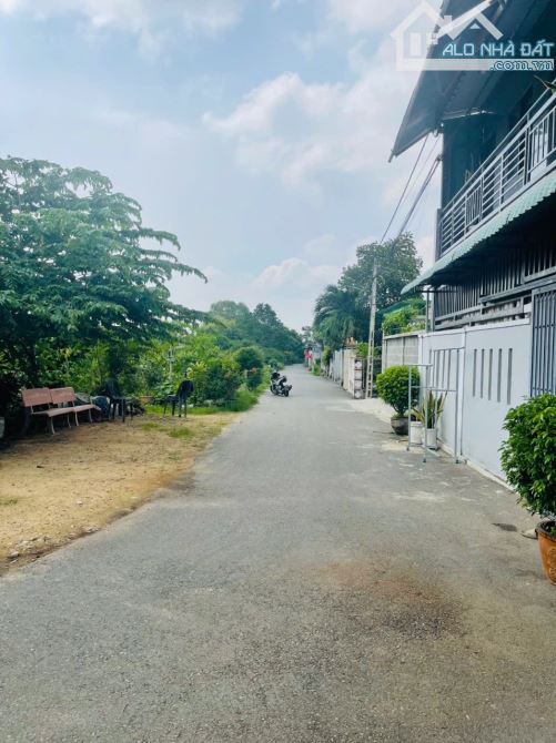 Cần bán nhanh lô đất toạ lạc tại Tân Hưng Đường 12 Cách Lê Trọng Tấn 200m - 3
