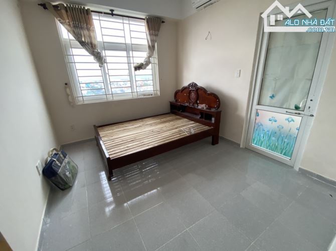 CẦN CHO THUÊ  CĂN HỘ 242 NGUYỄN HỮU CẢNH 2P 2W CÓ NỘI THẤT-VT - 3