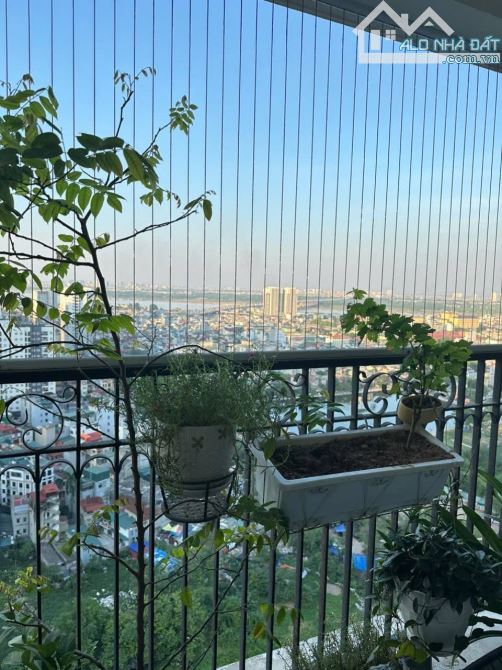 BÁN TÒA CC SUNSHINE GARDEN 98m2- 3 NGỦ 2 WC- FULL ĐỒ XỊN-GIÁ CHÀO 7.9 TỶ - 3