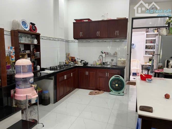 BÁN NHÀ QUẬN 9,NHÀ MỚI ĐẸP 3TẦNG MẶT TIỀN KHU DC CẦU ÔNG NHIÊU,DT70M ĐƯỜNG TRƯỚC NHÀ 9M - 3
