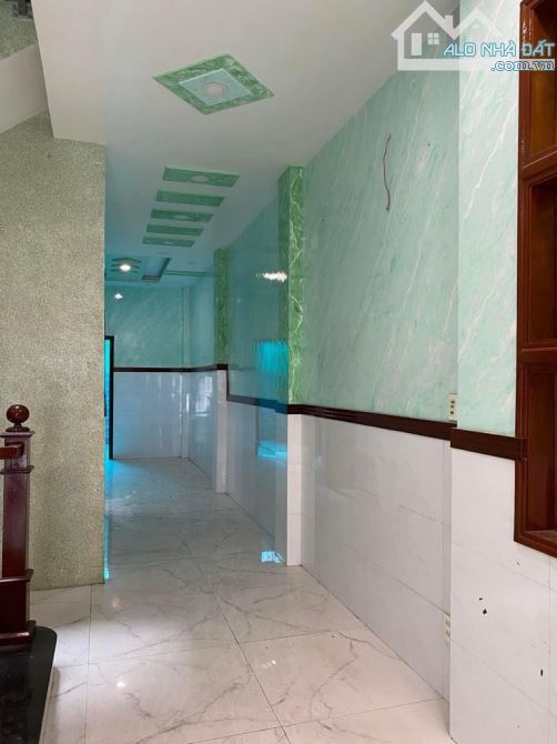 Bán nhà 3 tầng -mặt tiền  Nguyễn Xí  .DT 95 m2. Giá 18.6 tỷ ,P13 Bình Thạnh - 3