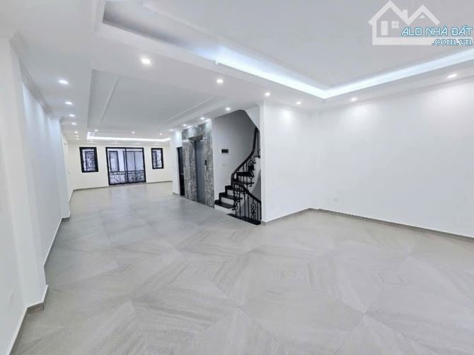 Phân lô Xuân La, Tây Hồ, ô tô vào nhà, sát mặt phố, 7 tầng thang máy, 81m2 MT 4.5m 2x tỷ - 3